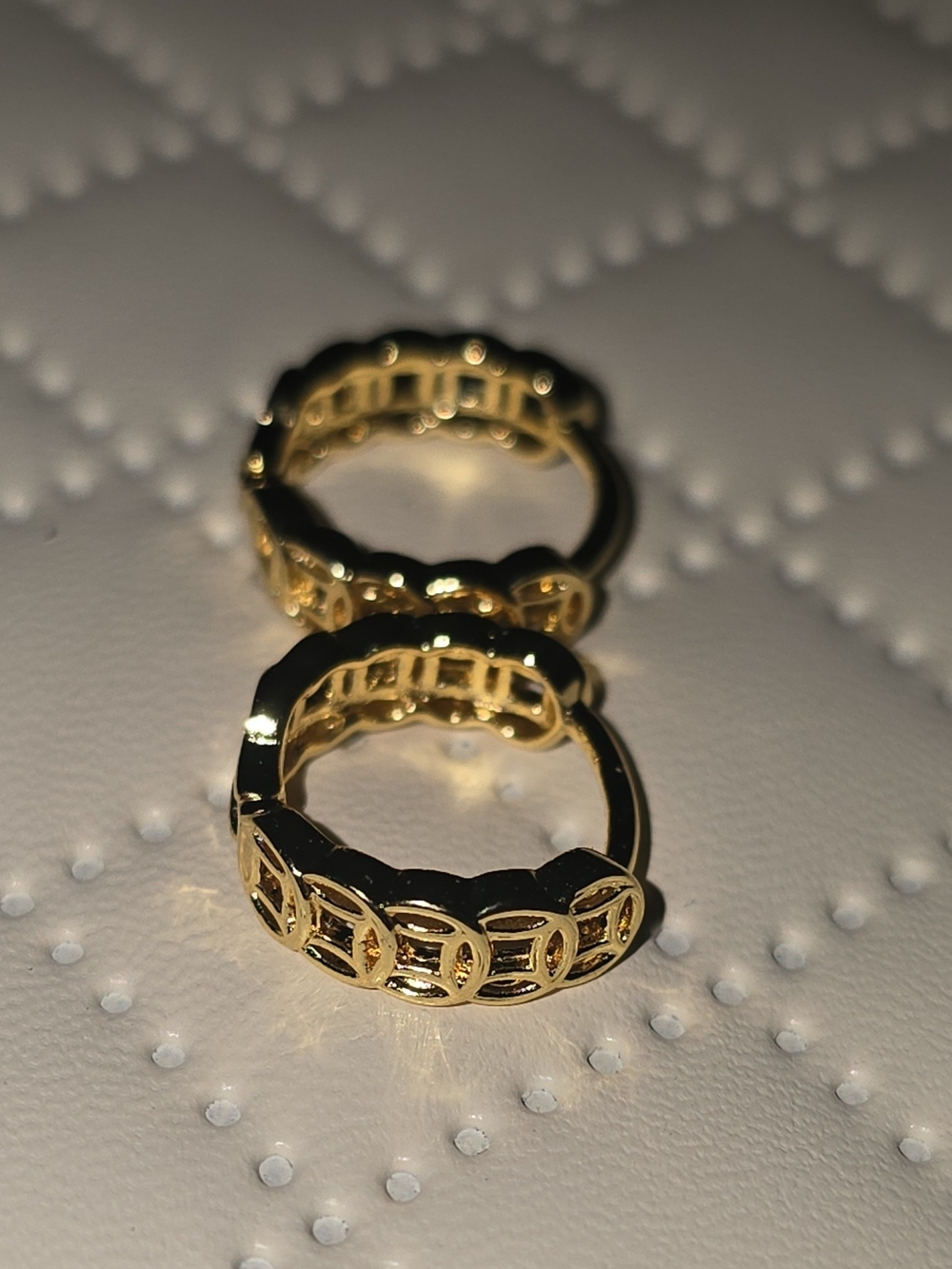 NWOT 18K Gold Plated Stainless Steel Chinese Coin Huggie Hoop Earrings - Picture 6 of 10